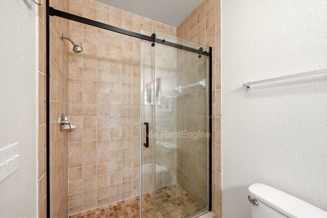 Building Photo - 1301 Tuscan Hills Blvd