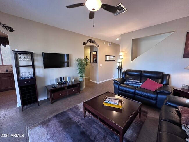 Building Photo - 14016 N Cameo Dr