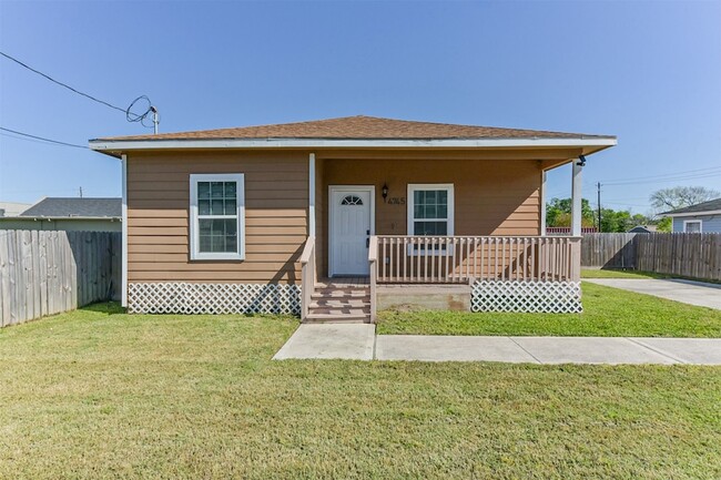 Primary Photo - 4745 Wenda St