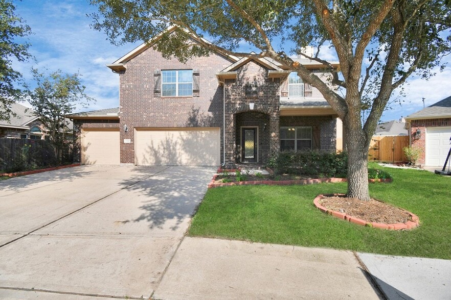 Building Photo - 11010 Riggs Mill Ln