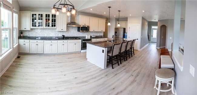 Building Photo - 9301 Winfield Ln