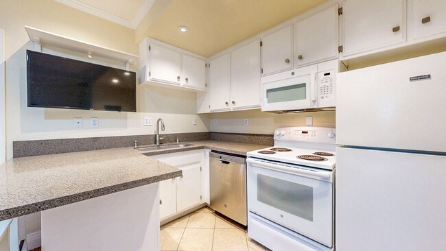 Building Photo - 1133 Edwards St