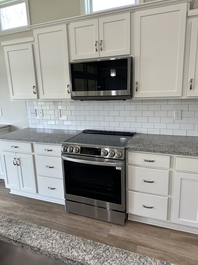 Building Photo - 3025 Lodge View Ct