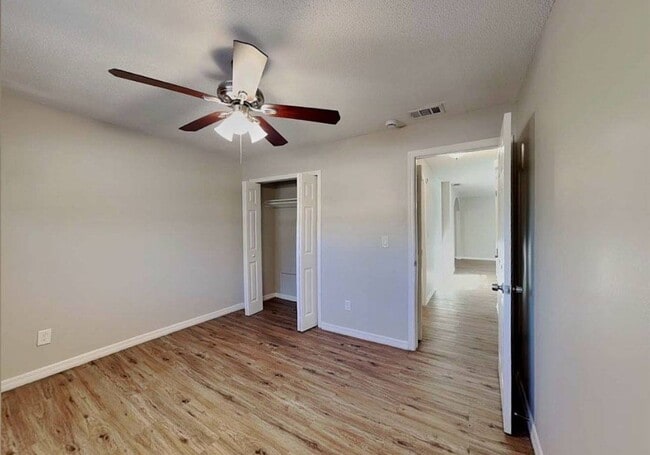 Building Photo - 4386 Signal Hill Rd