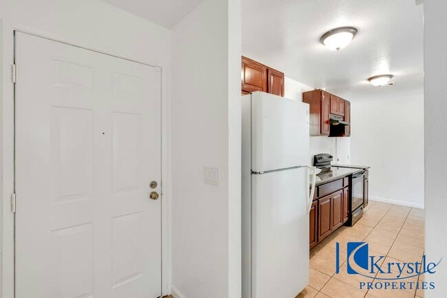 Building Photo - 118 Percheron Ct