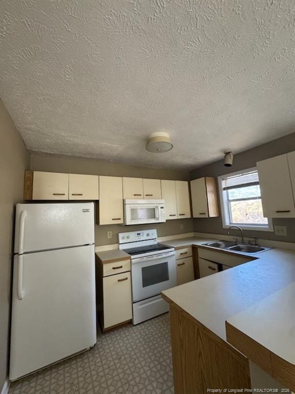 Building Photo - 6801 Willowbrook Dr