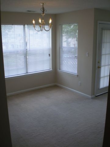 Building Photo - 12716 Daybreak Cir