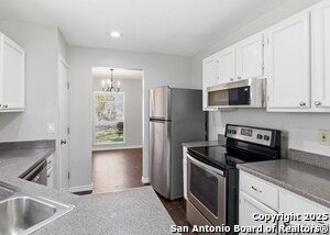 Building Photo - 5938 Oak Run St