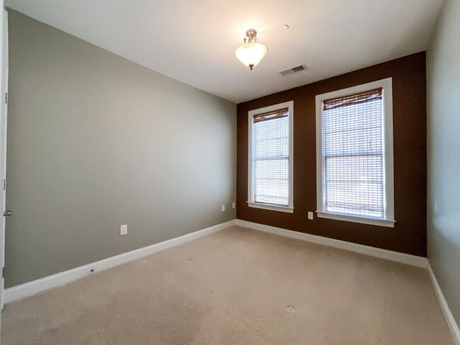 Building Photo - COMING SOON! Charlotte Living at Its Best!...