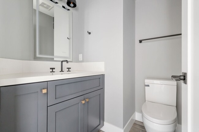 Building Photo - 2519 Curtis Ave