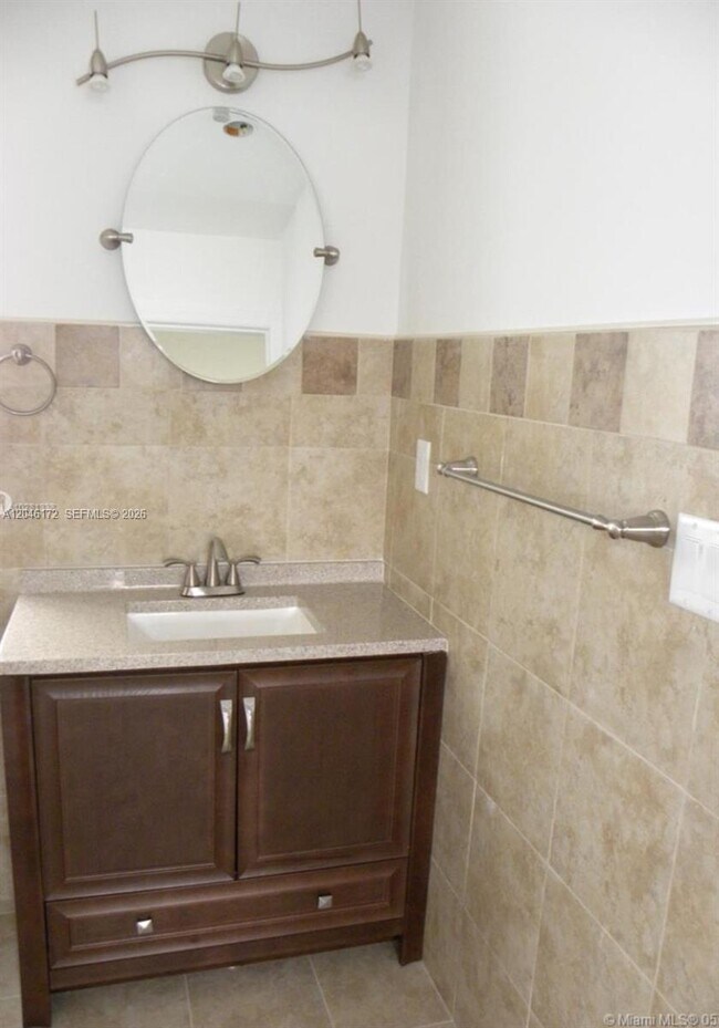 Building Photo - 14742 SW 92nd St