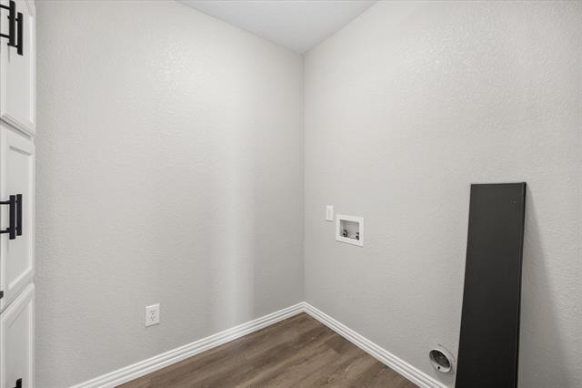 Building Photo - 1301 County Rd 705