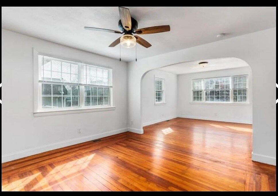 Building Photo - 294 Rhode Island Ave