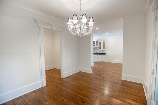 Building Photo - 1296 Lenox Park Blvd NE