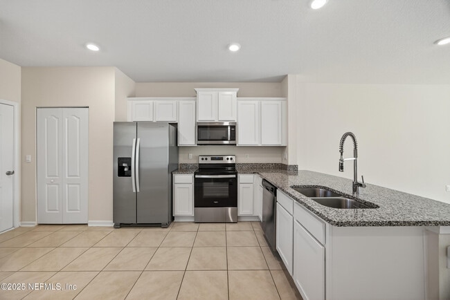 Building Photo - 266 Talulla Trl