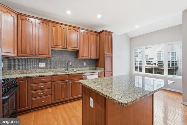 Building Photo - 25196 Whippoorwill Terrace