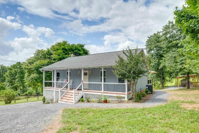 Building Photo - 68 Skunk Hollow Ln