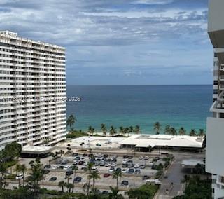 Building Photo - 1985 S Ocean Dr