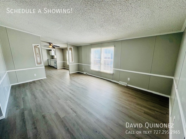Building Photo - 701 Mill St