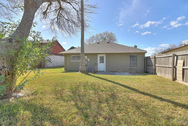 Building Photo - 5310 Gateridge Dr