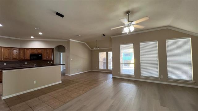 Building Photo - 5823 Sunny Meadow Ln
