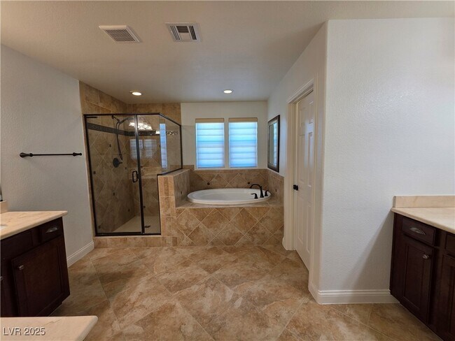 Building Photo - 5495 Alden Bend Dr