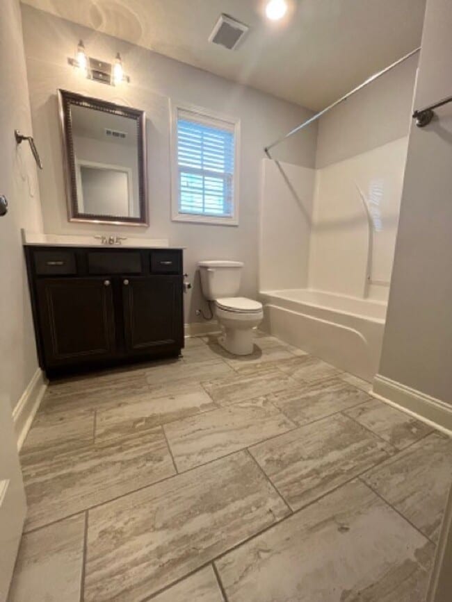 Building Photo - 301 Gibson Cir