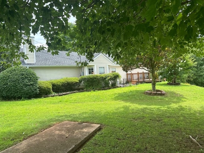 Building Photo - 6686 Browns Mill Ferry Dr