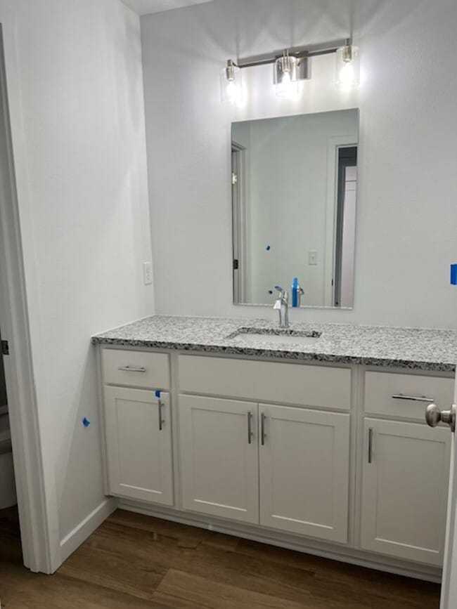 Building Photo - 4 BR HOME IN NIXA!