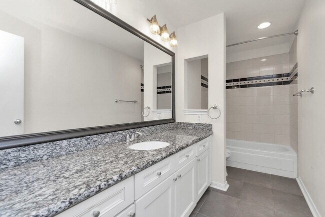 Building Photo - 4144 Greystone Way