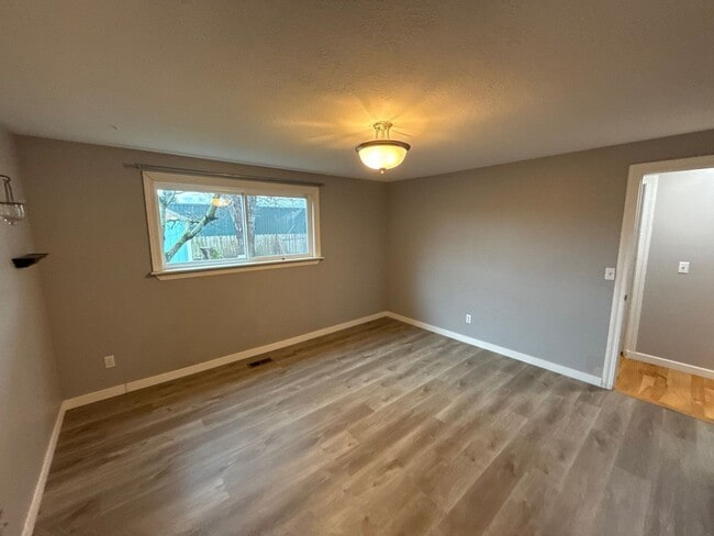 Building Photo - 3677 Carmelle Ct NE