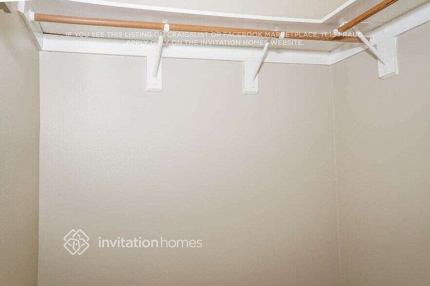 Building Photo - 7806 38th Ct E