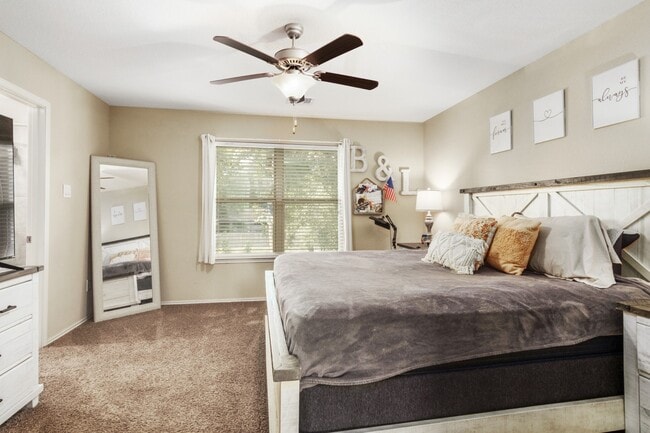 Building Photo - 1766 Parkside Shrs Ln