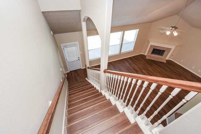 Building Photo - 15007 Grape Orchard Ct