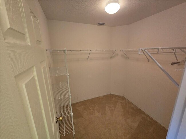 Building Photo - 5800 Sabal Trace Dr
