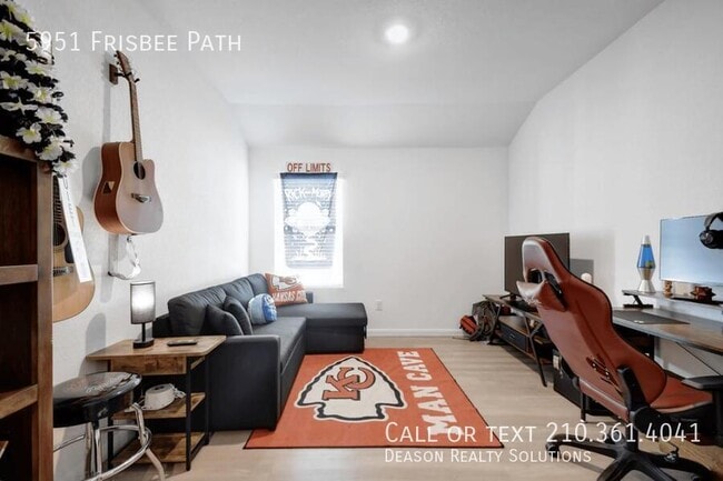 Building Photo - 5951 Frisbee Path