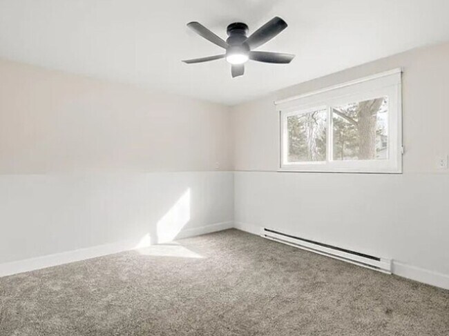 Building Photo - Beautiful, Newly Remodeled Home In Great Location!
