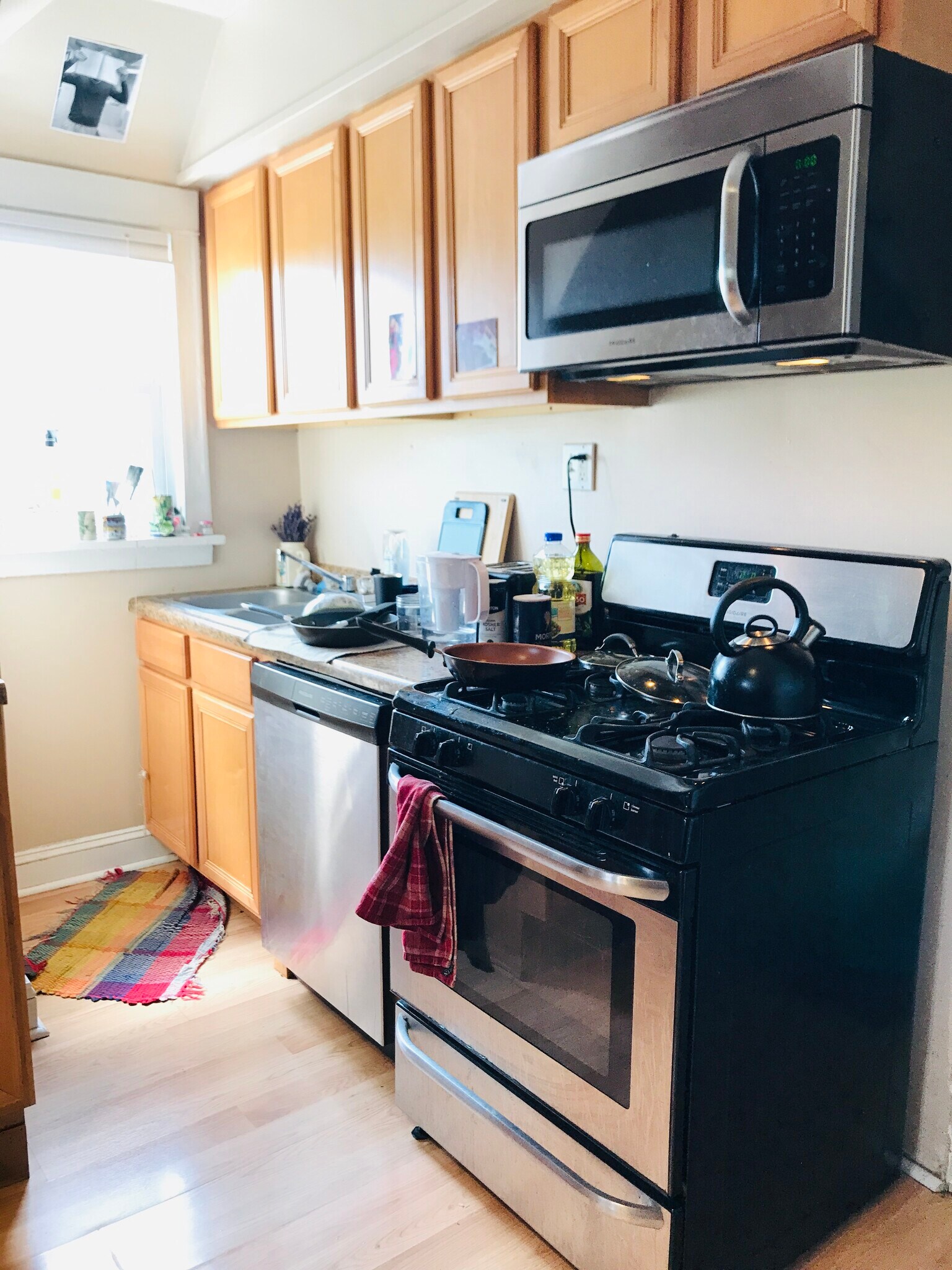 Building Photo - 3434 W Drummond Pl