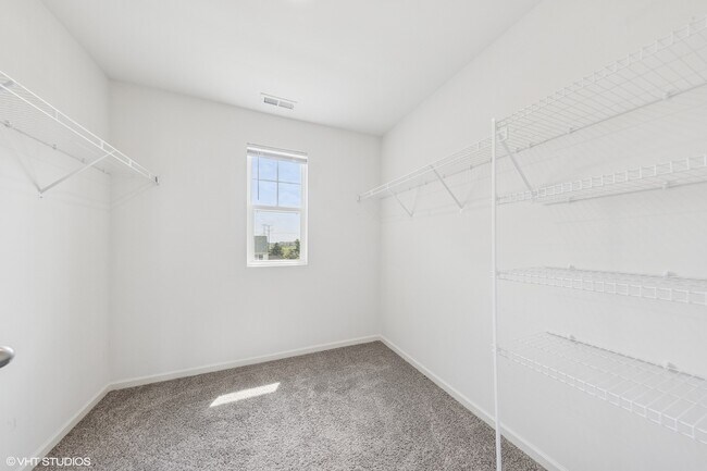 Building Photo - 411 Stockton Dr