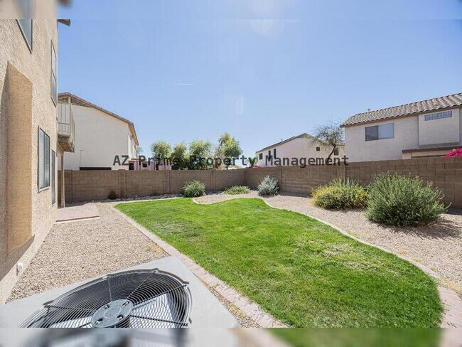 Building Photo - 12859 W Cambridge Ave