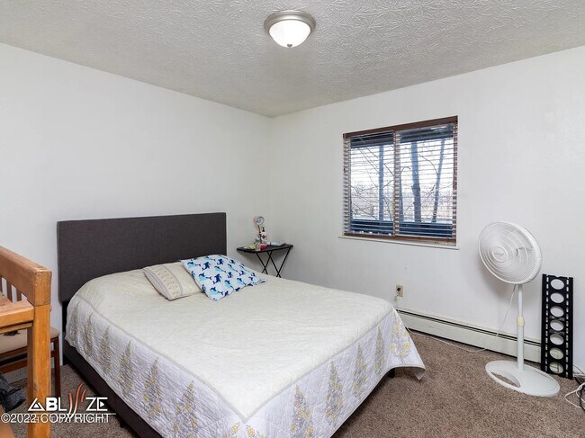 Building Photo - 7541 Peck Ave