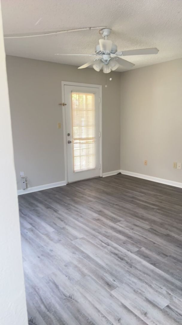 Building Photo - Come see this 1 bedroom, 1 bath condo for rent in Central Tampa!