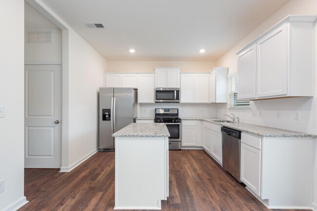 Building Photo - 4734 Willow Bluff Cir
