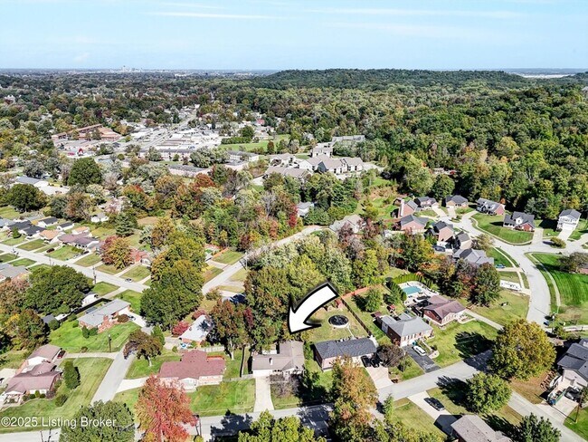 Building Photo - 7405 Ridan Way