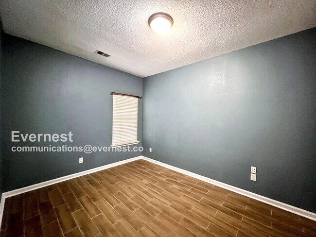 Building Photo - 4866 Water Brook Cir