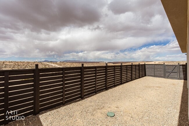 Building Photo - Beautiful, Brand-New 4 Bedroom Home in Scenic AZ