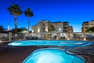 Building Photo - Unfurnished Resort Like Condo available No...