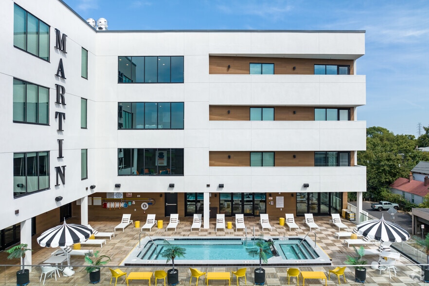 Primary Photo - Martin on Main