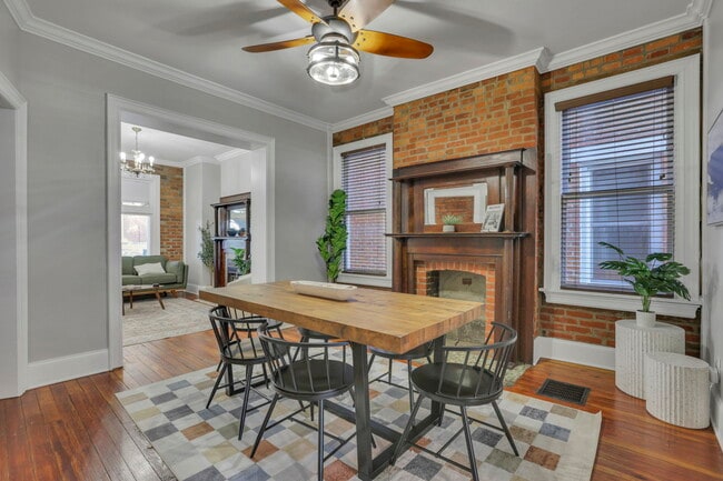 Building Photo - 634 Neil Ave