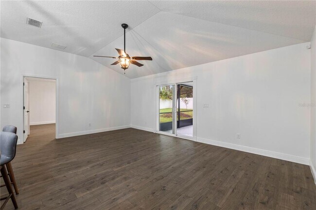 Building Photo - 137 Wellwood Ln